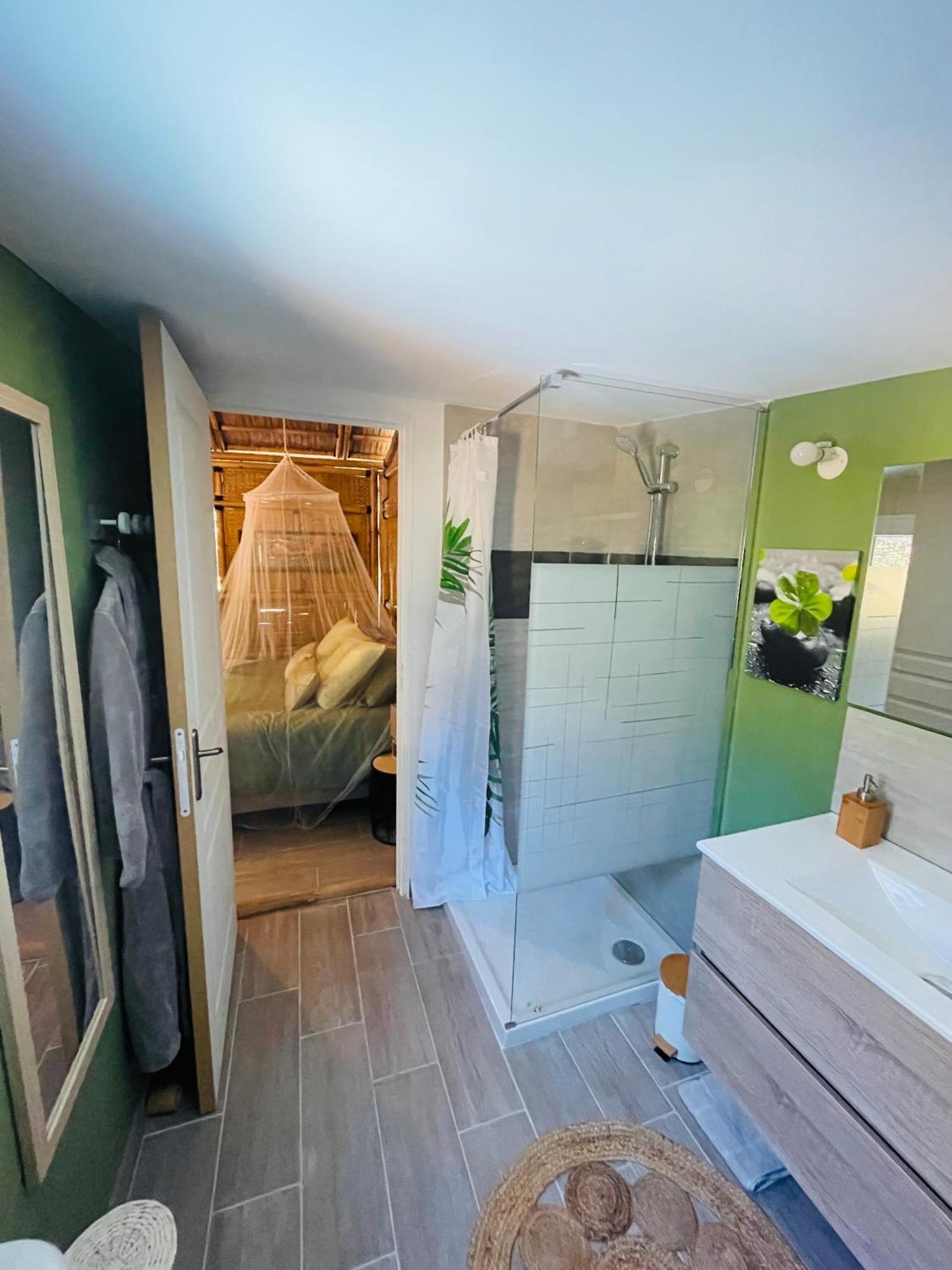 Suite Bambou Bien-Etre A Bali - Le Soleil Des Cevennes Saint-Jean-du-Gard Exterior foto